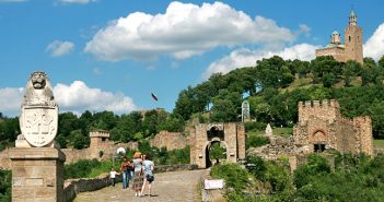 culture and history sightseeing tour of bulgaria